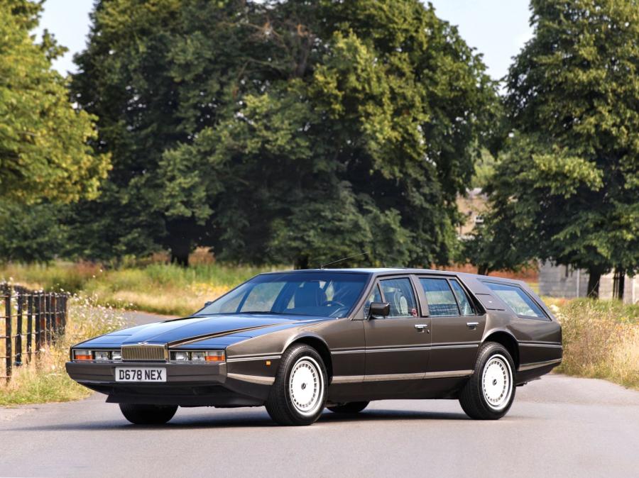  Aston Martin Lagonda Shooting Brake 1987 года  (фото 2 из 23)